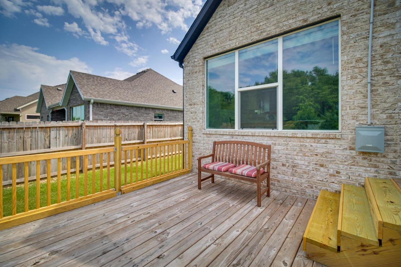 Fayetteville Vacation Rental With Deck And Shared Pool Экстерьер фото